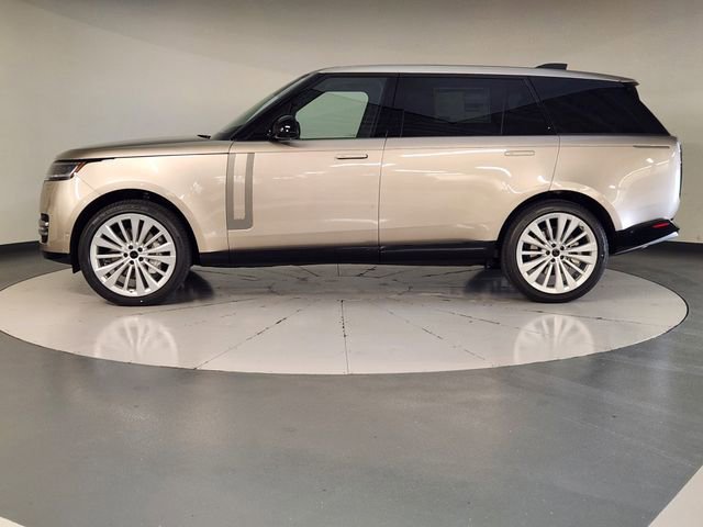 New 2026 Land Rover Range Rover Long Wheelbase SE image 5