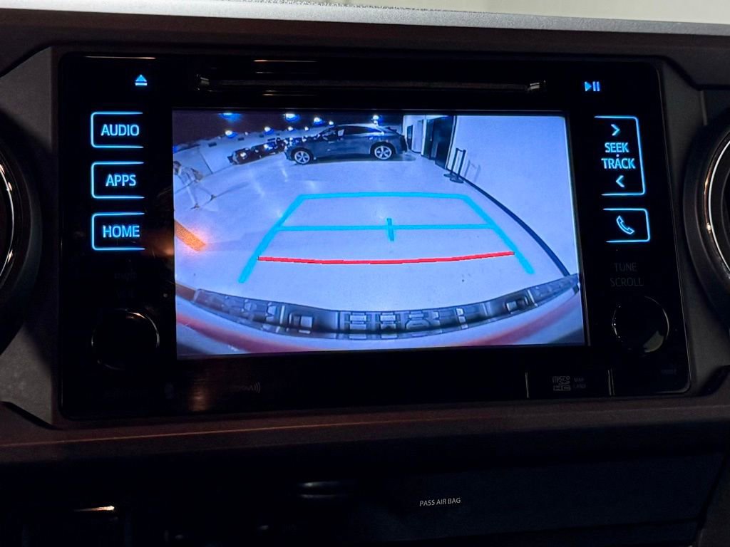 Used 2018 Toyota Tacoma TRD Off-Road image 5