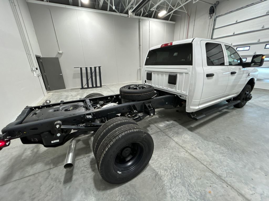 New 2026 RAM 3500 Tradesman image 6