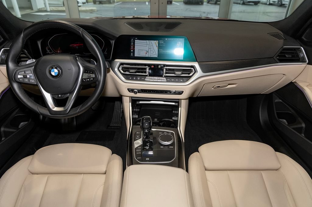 Used 2020 BMW 330i xDrive Sedan w/ Convenience Package AWD/4WD image 2