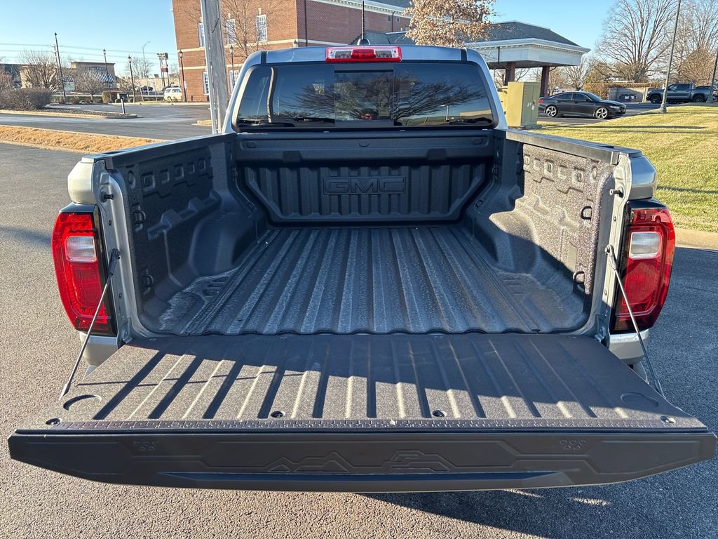 New 2026 GMC Canyon Elevation w/ LPO, Black Badging Package image 27