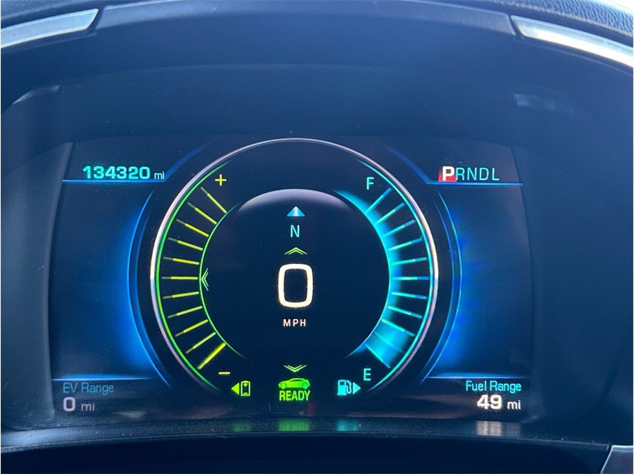 Used 2017 Chevrolet Volt Premier w/ Driver Confidence II Package FWD image 15