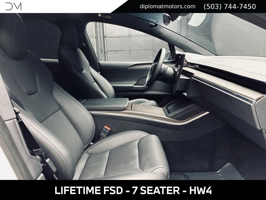 Used 2025 Tesla Model X AWD/4WD image 19