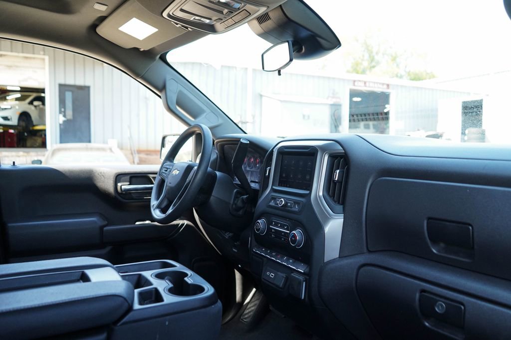 Used 2024 Chevrolet Silverado 1500 Custom RWD image 13