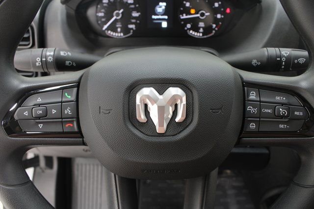 Used 2025 RAM ProMaster 2500 w/ Convenience Group image 12