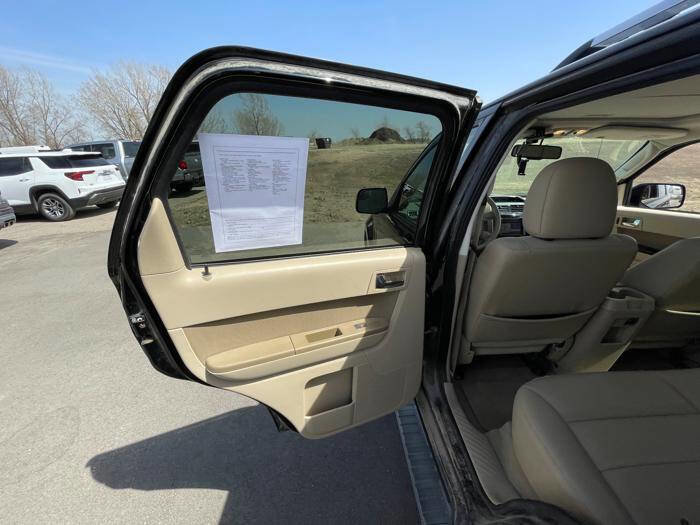Used 2010 Ford Escape Limited AWD/4WD image 25