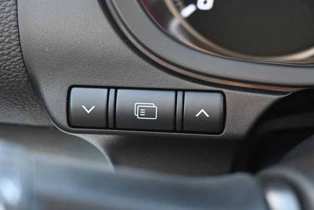 Used 2024 Mitsubishi Eclipse Cross AWD image 38