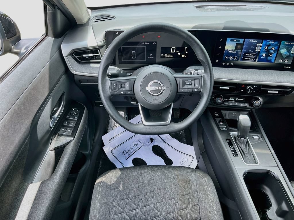 Used 2026 Nissan Kicks SV FWD image 21