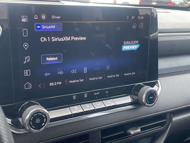 Used 2024 Chevrolet Colorado Trail Boss w/ Advanced Trailering Package AWD/4WD image 17