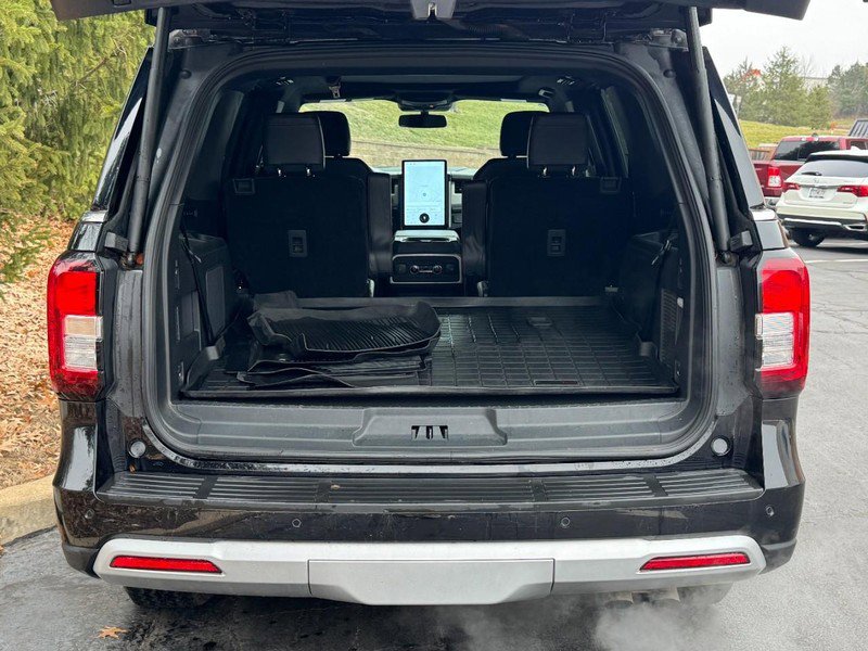 Used 2024 Ford Expedition Timberline image 9