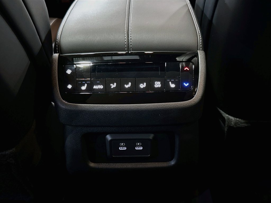 New 2027 INFINITI QX60 Luxe w/ Cargo Package FWD image 27