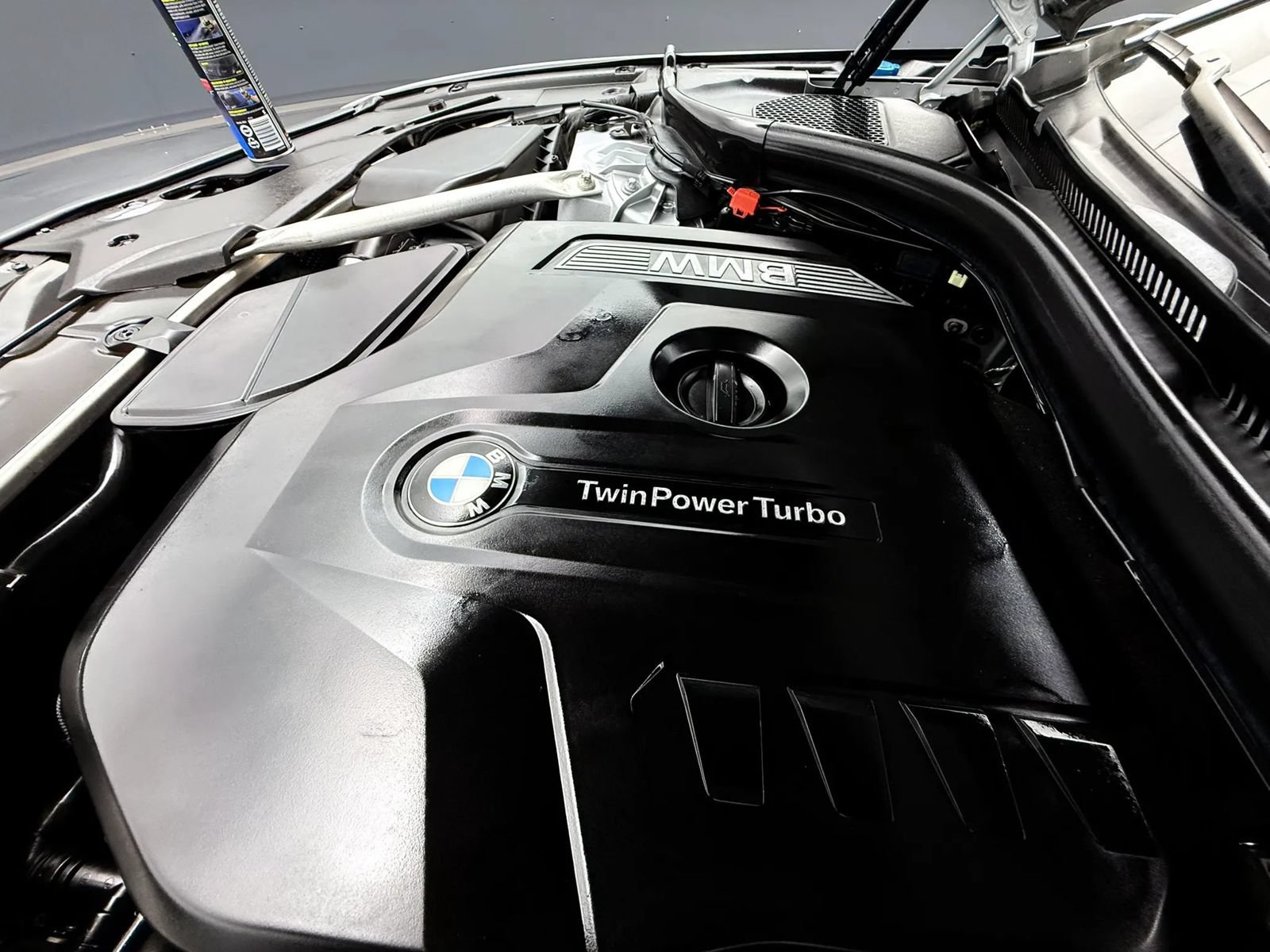 Used 2018 BMW 530i xDrive w/ Premium Package AWD/4WD image 16