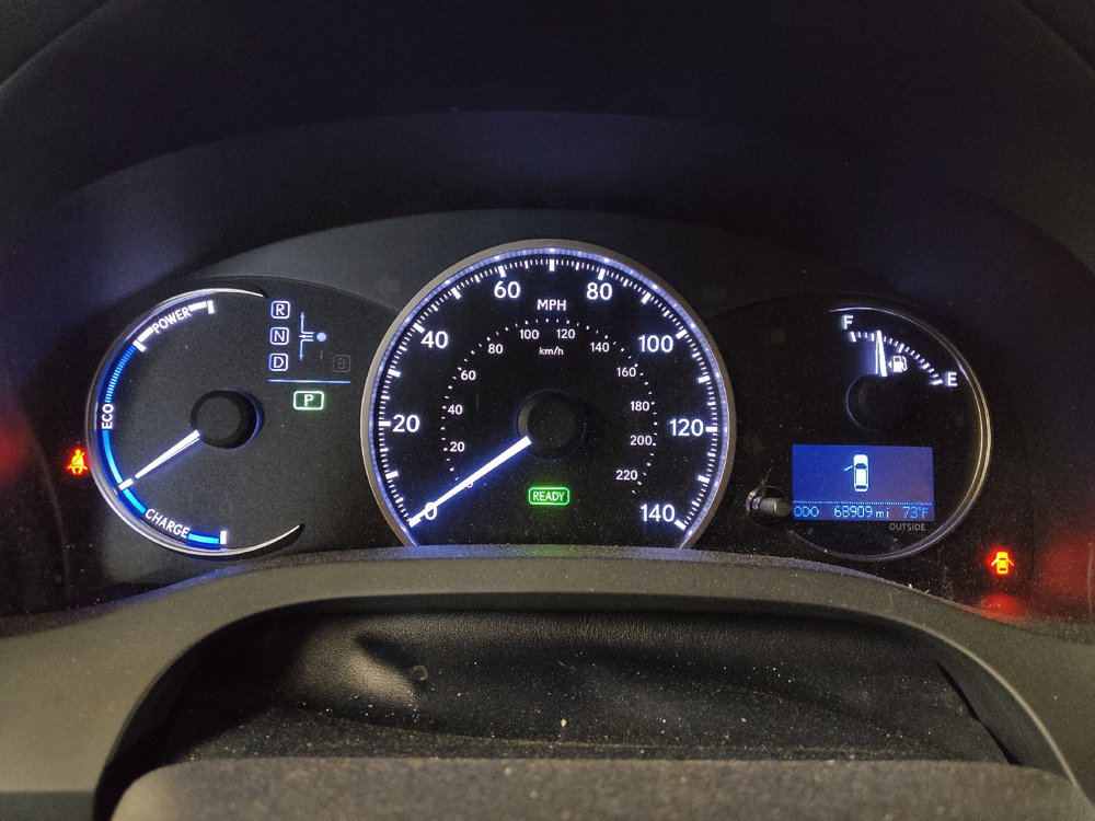 Used 2017 Lexus CT 200h w/ Accessory Package image 23
