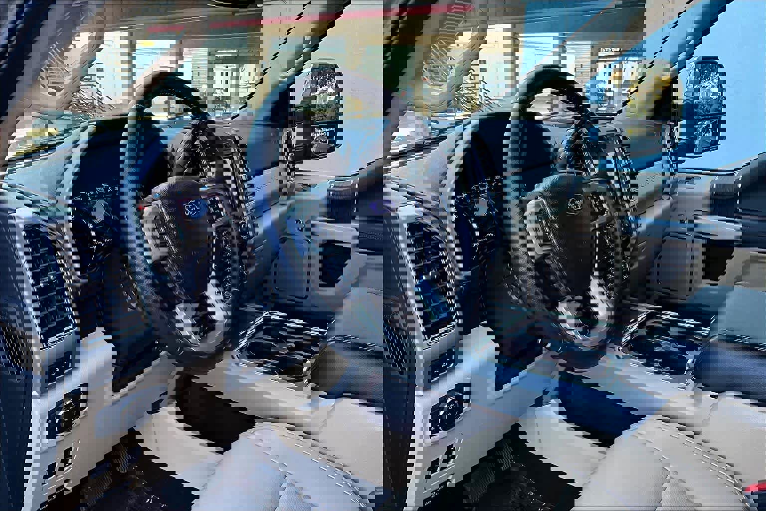 Used 2021 Ford F250 Lariat w/ Lariat Ultimate Package image 17