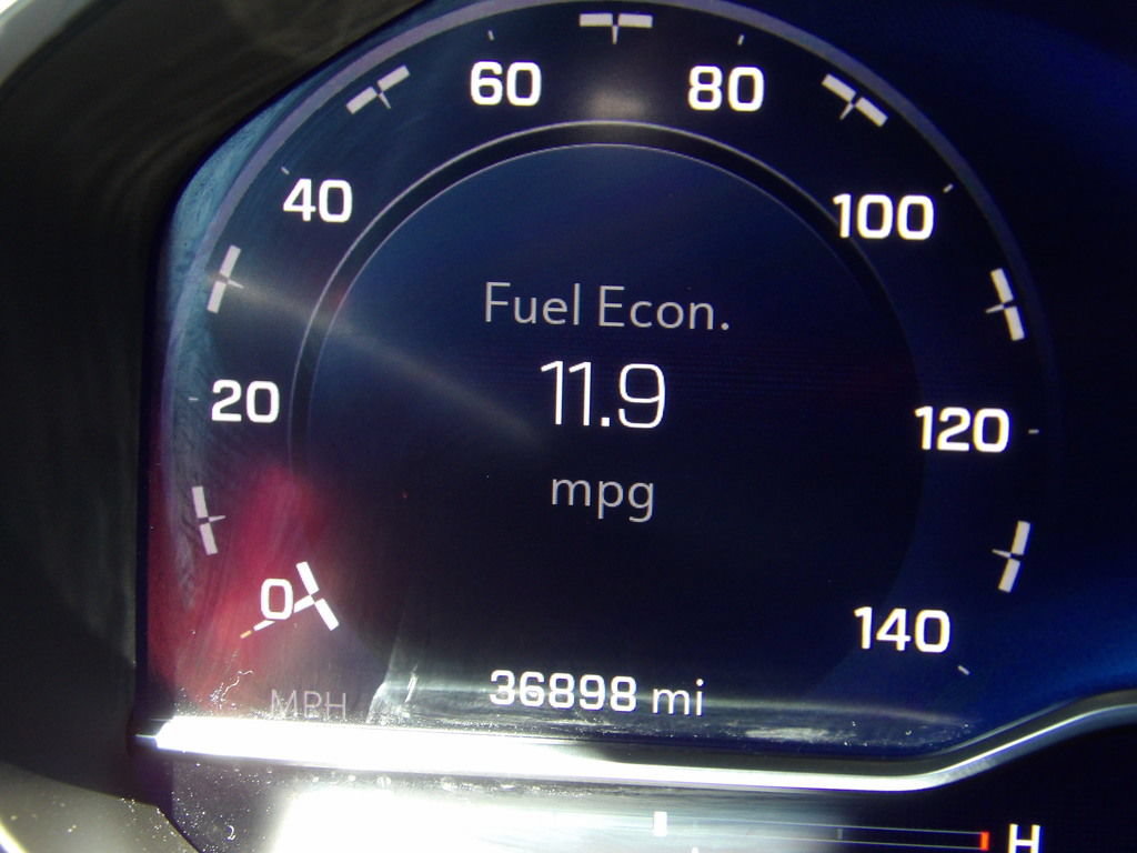 Used 2025 Chevrolet Silverado 3500 LT w/ Safety Package AWD/4WD image 21