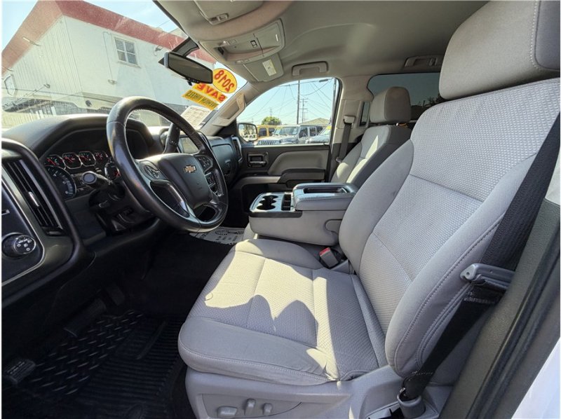 Used 2018 Chevrolet Silverado 1500 LT w/ Texas Edition RWD image 18