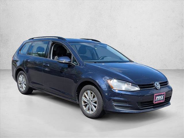 Used 2017 Volkswagen Golf SportWagen FWD image 3
