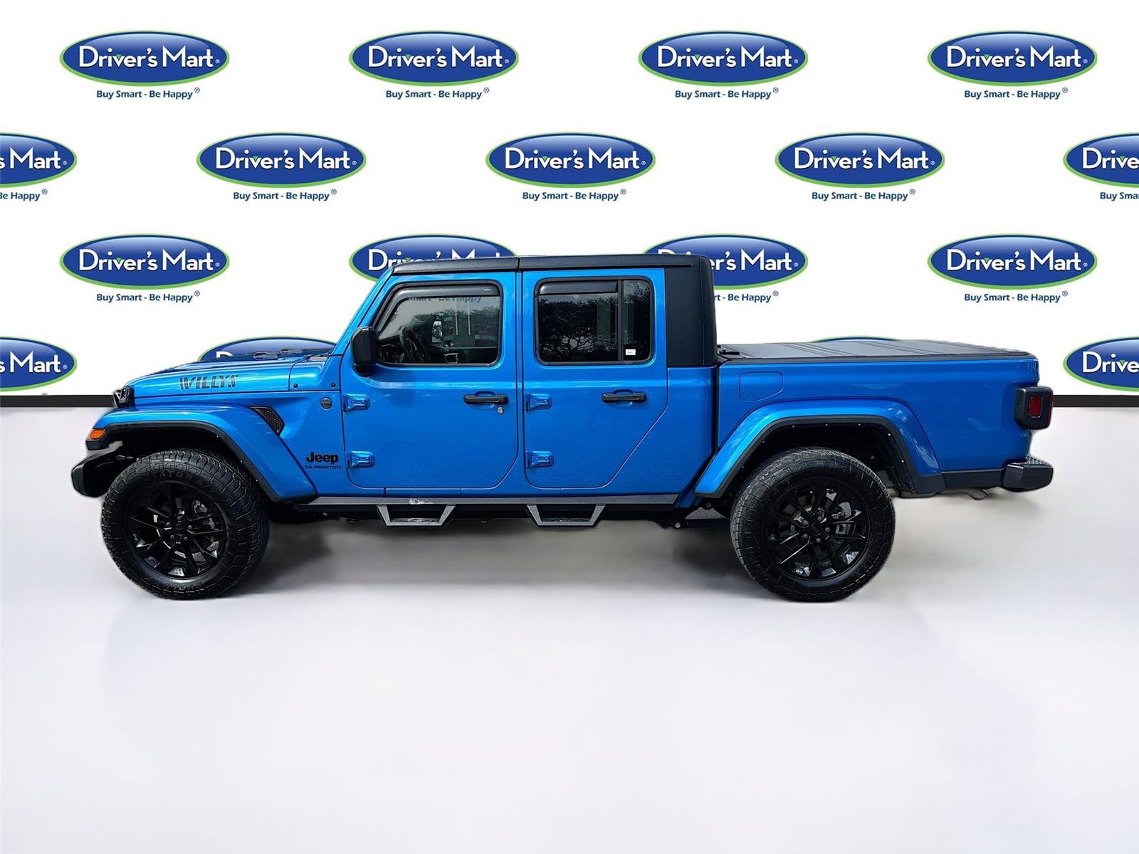 Used 2022 Jeep Gladiator Sport AWD/4WD image 4