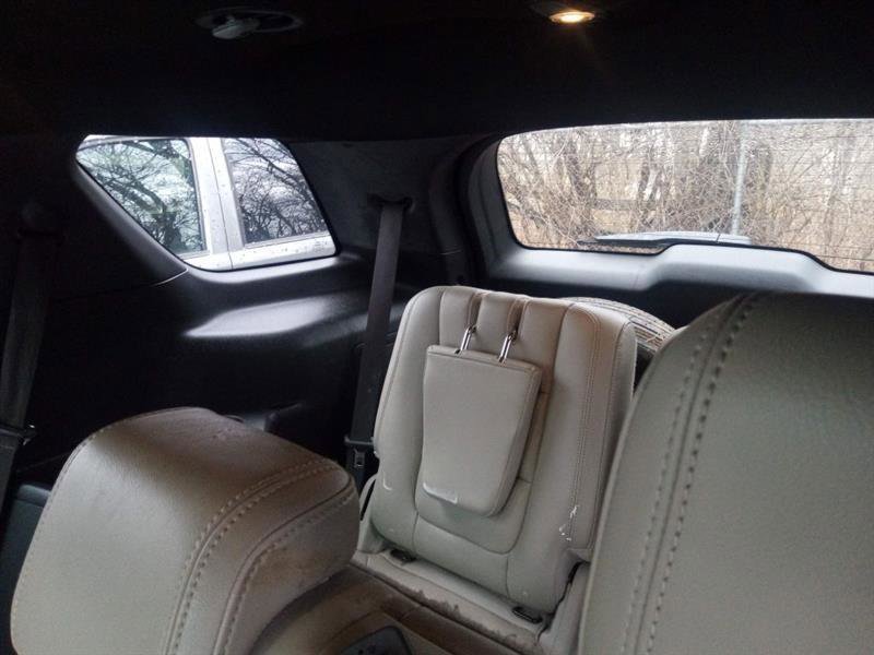 Used 2012 Ford Explorer XLT FWD image 10