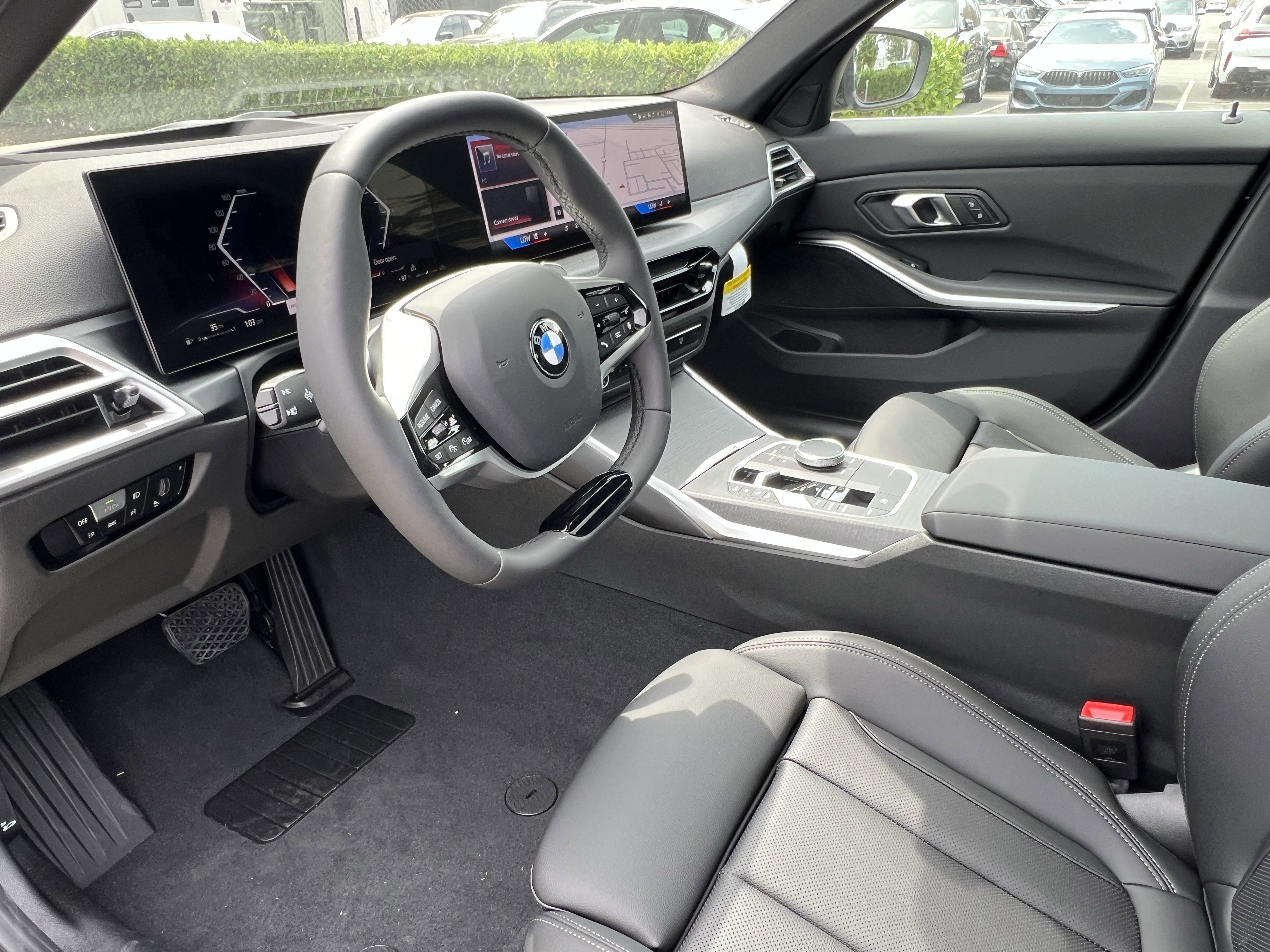 Certified 2025 BMW 330i xDrive Sedan w/ Premium Package AWD/4WD image 16