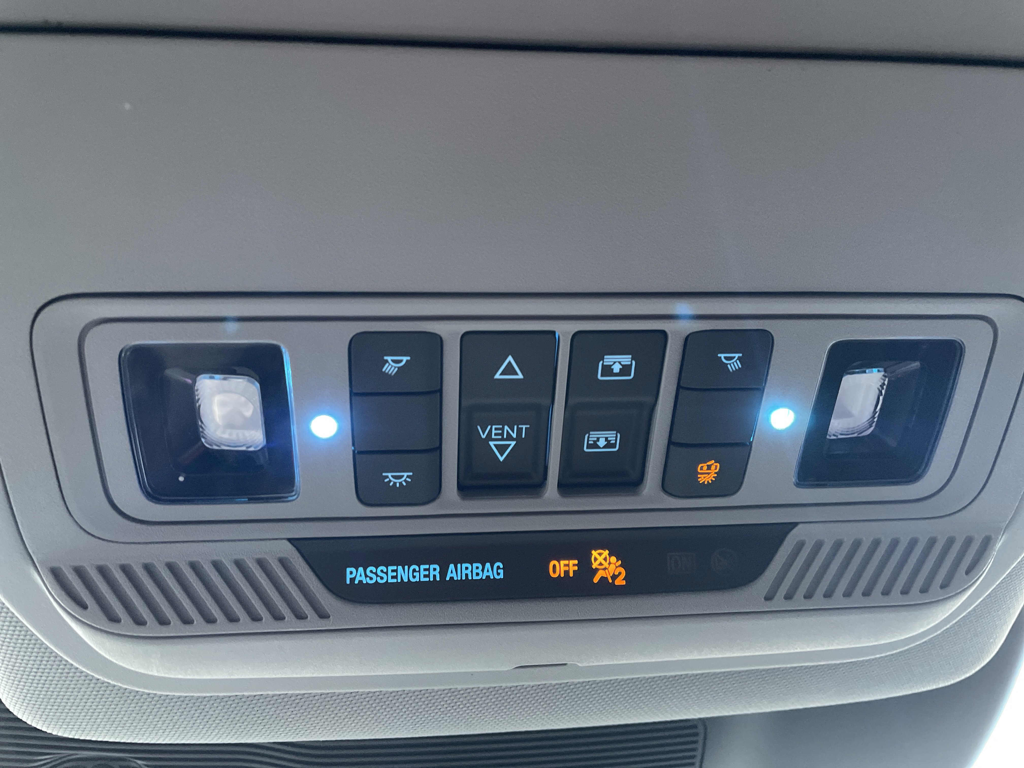 Used 2022 Ford Explorer XLT w/ Equipment Group 202A image 38