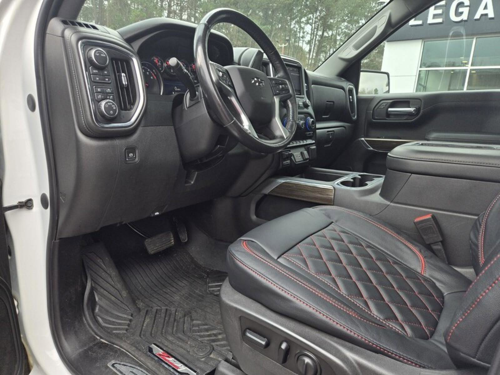 Used 2020 Chevrolet Silverado 1500 LT Trail Boss image 17