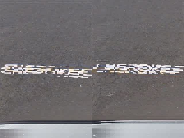 Used 2021 Jeep Cherokee Limited w/ Trailer Tow Group image 12