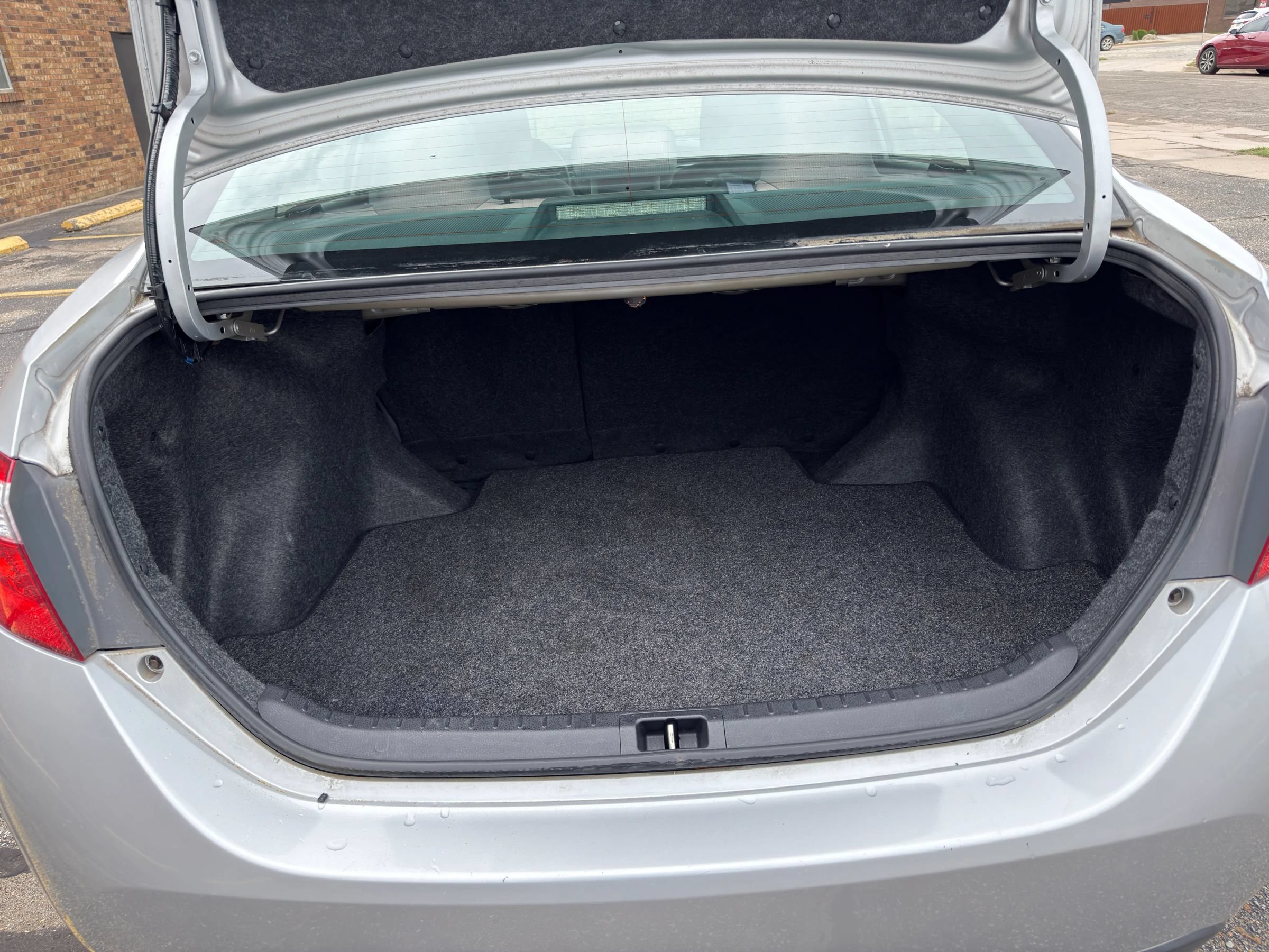 Used 2016 Toyota Corolla L FWD image 7
