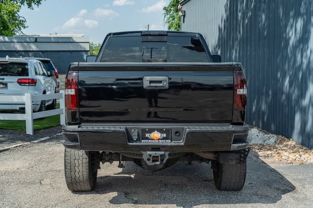 Used 2018 GMC Sierra 2500 Denali w/ Duramax Plus Package AWD/4WD image 5