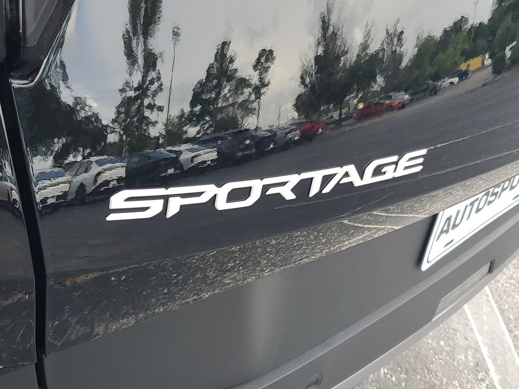 New 2026 Kia Sportage LX FWD image 26