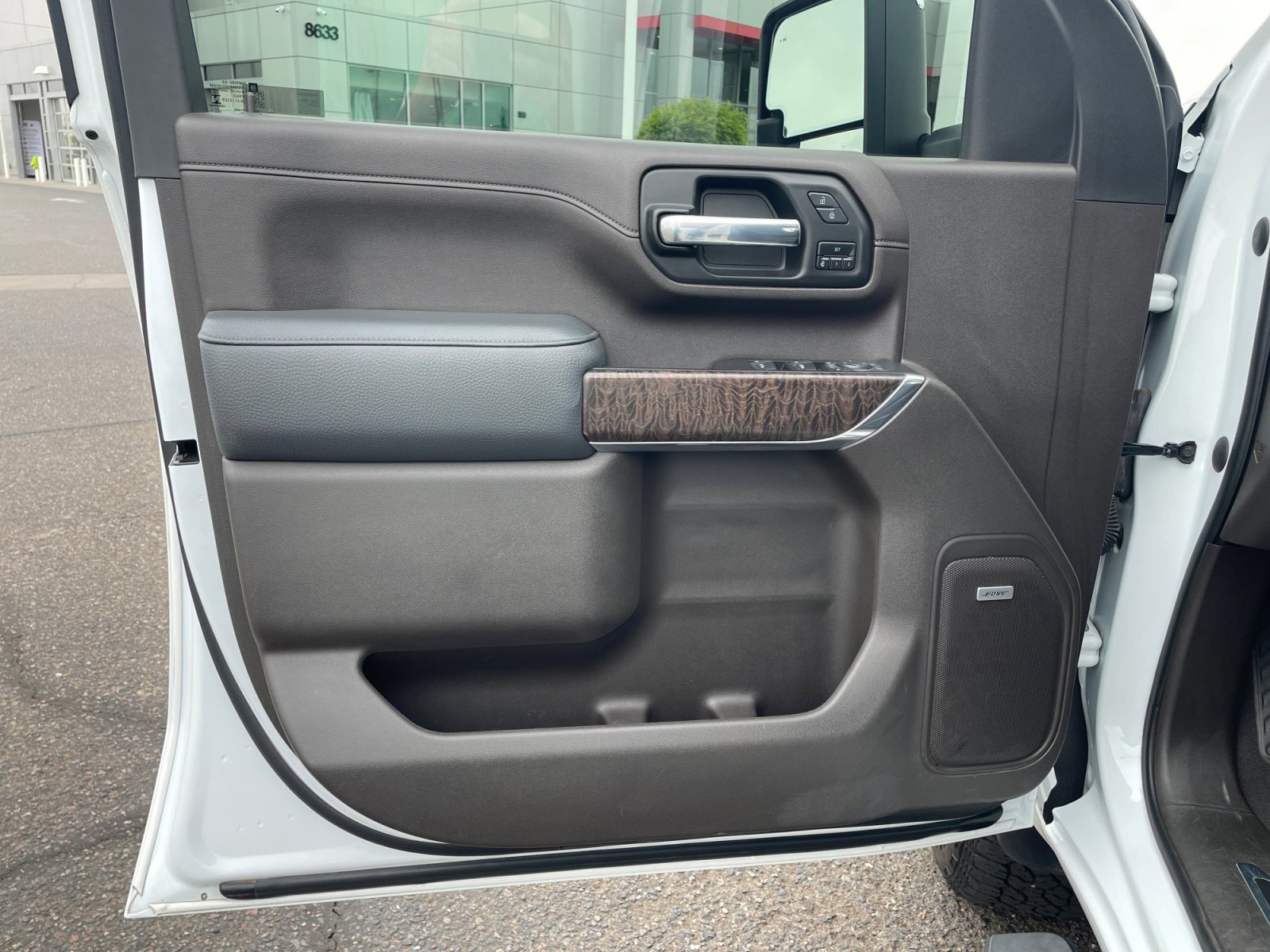 Used 2021 GMC Sierra 2500 Denali w/ Denali Ultimate Package image 13