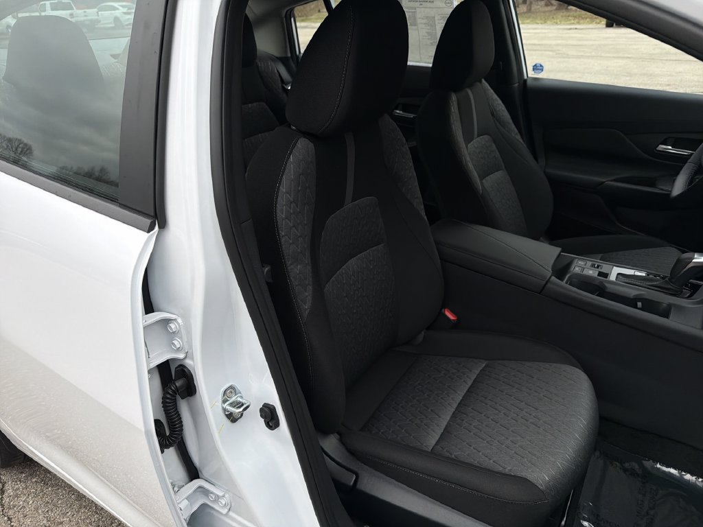 Certified 2026 Nissan Sentra SV w/ SV Convenience Package FWD image 19