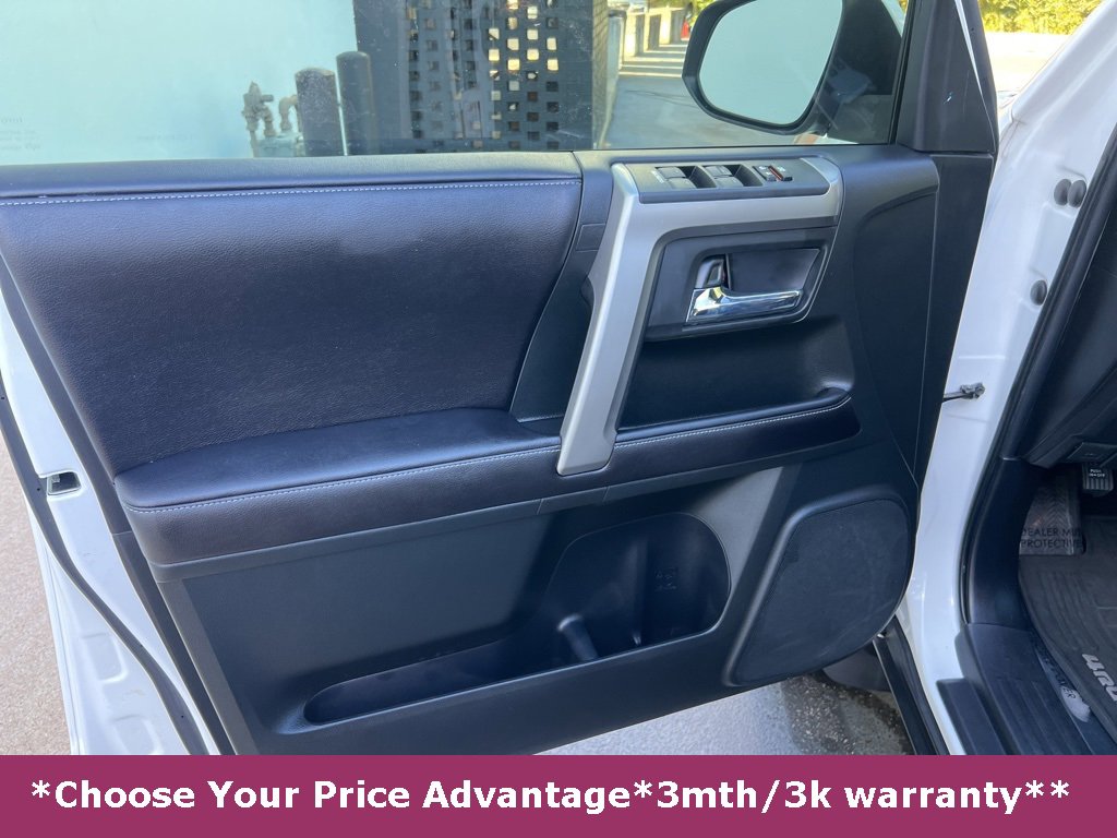 Used 2016 Toyota 4Runner SR5 Premium image 38