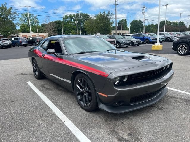 Used 2020 Dodge Challenger R/T w/ Blacktop Package RWD image 2