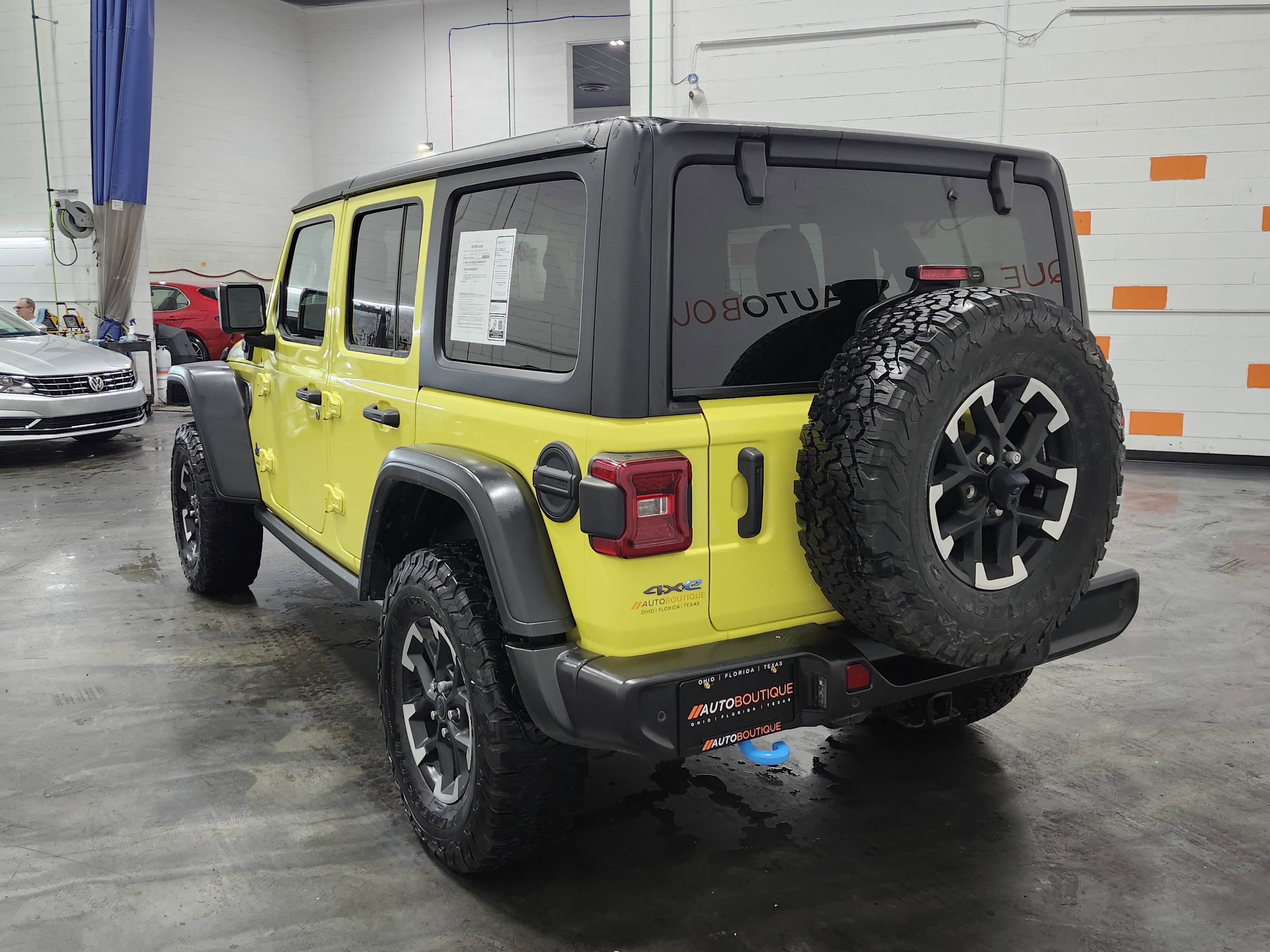 Used 2024 Jeep Wrangler Unlimited Rubicon 4xe w/ Safety Group image 8