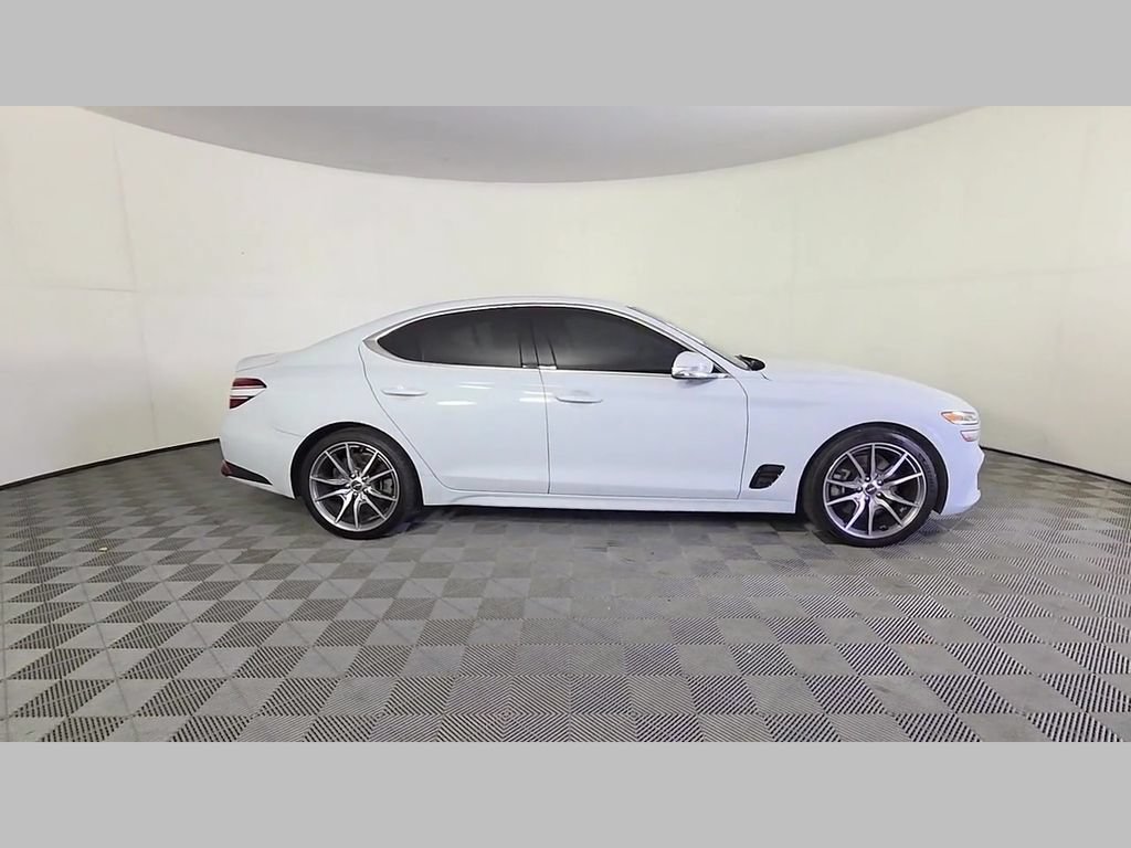 Used 2022 Genesis G70 3.3T RWD image 36