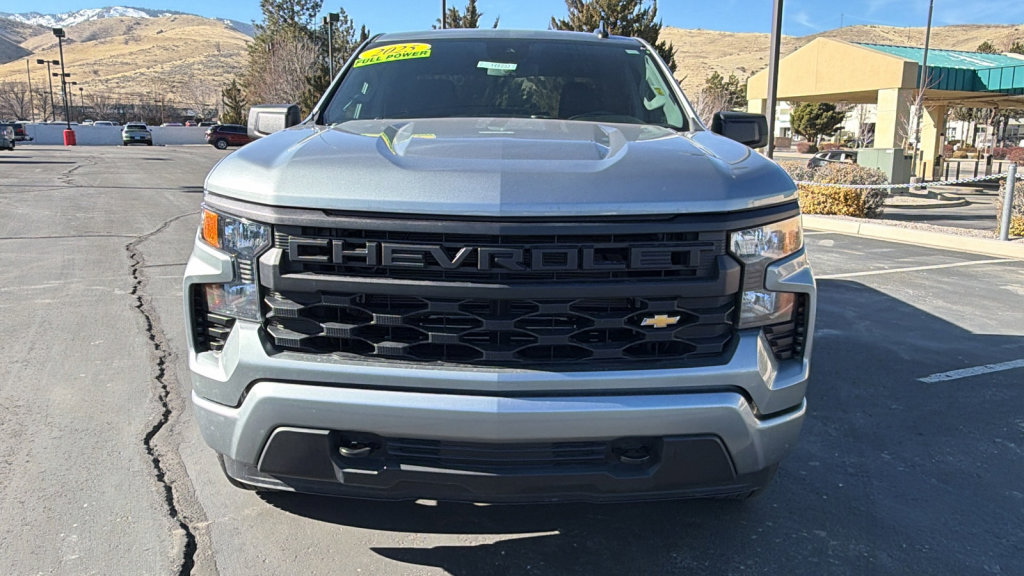 Used 2025 Chevrolet Silverado 1500 Custom image 8