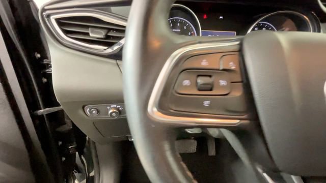 Used 2022 Buick Encore GX Select w/ Sport Touring Package FWD image 24