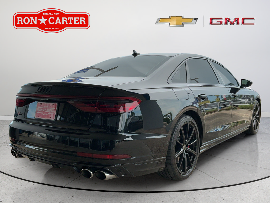 Used 2024 Audi S8 AWD/4WD image 6