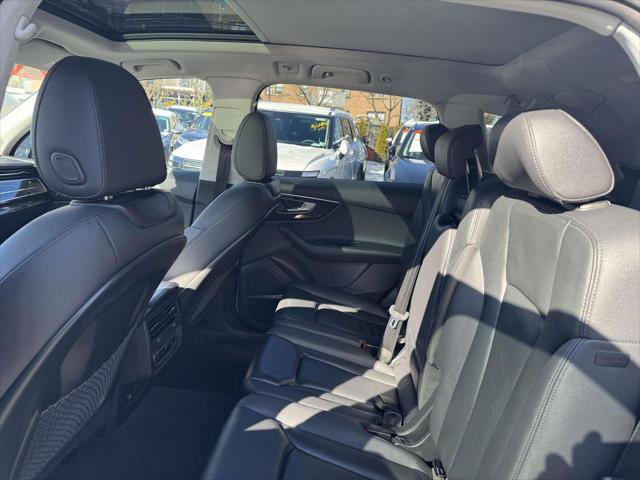 Used 2023 Audi Q7 3.0T Premium Plus image 11