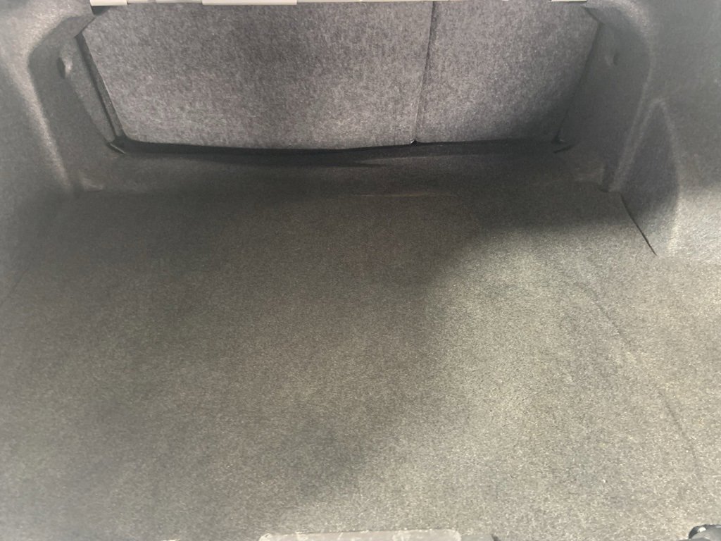 Used 2011 Ford Fusion S image 18