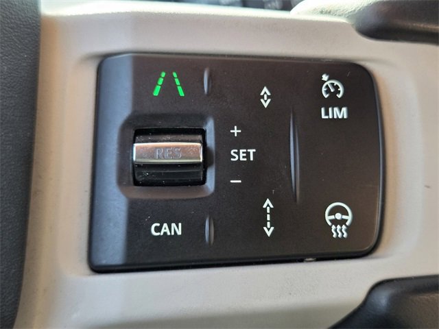 Used 2025 Land Rover Defender 110 S image 30