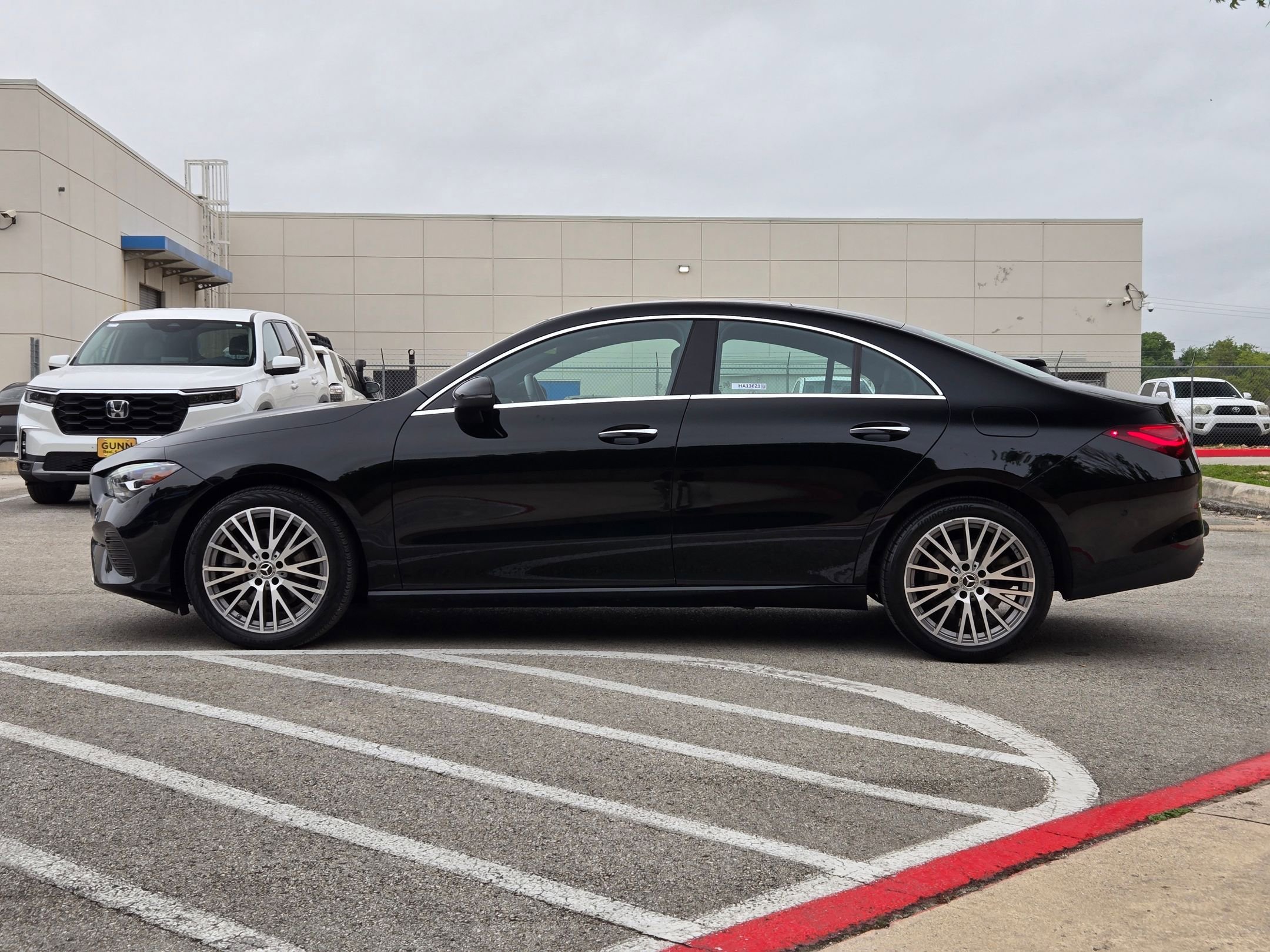 Used 2025 Mercedes-Benz CLA 250 4MATIC image 6