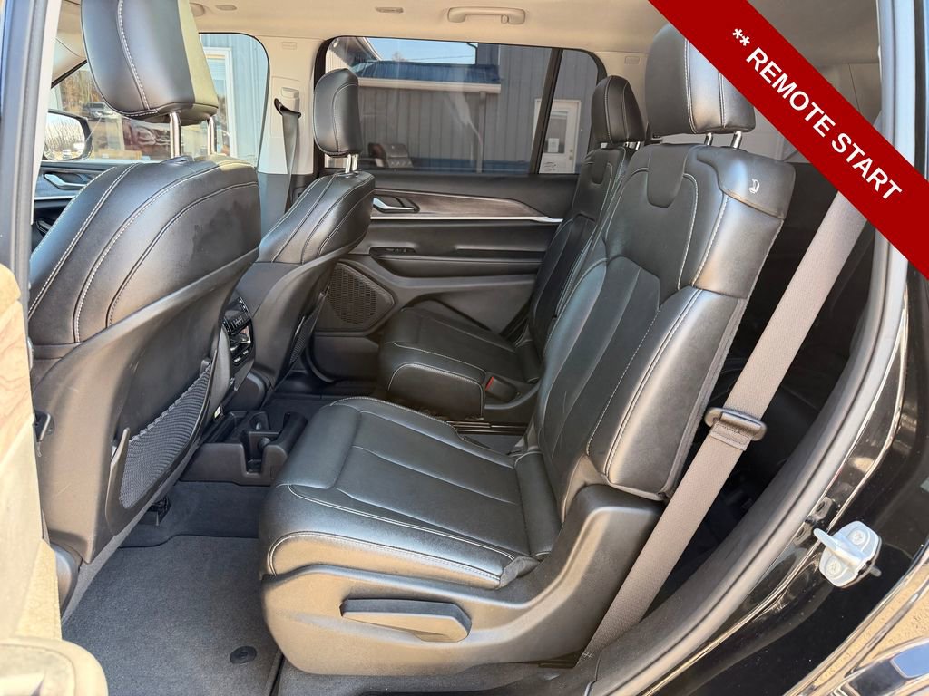 Used 2023 Jeep Grand Cherokee L Limited image 16