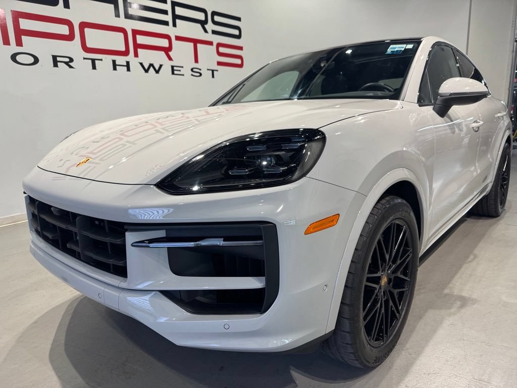 Used 2024 Porsche Cayenne Coupe w/ Premium Package Plus AWD/4WD image 2