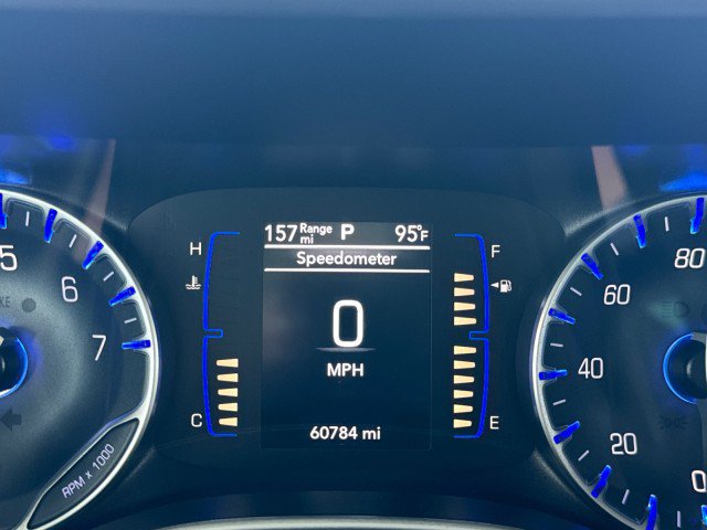 Used 2023 Chrysler Voyager LX FWD image 10
