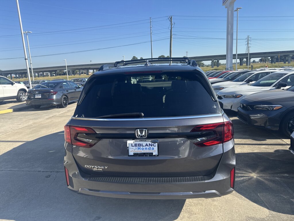New 2026 Honda Odyssey EX-L image 5