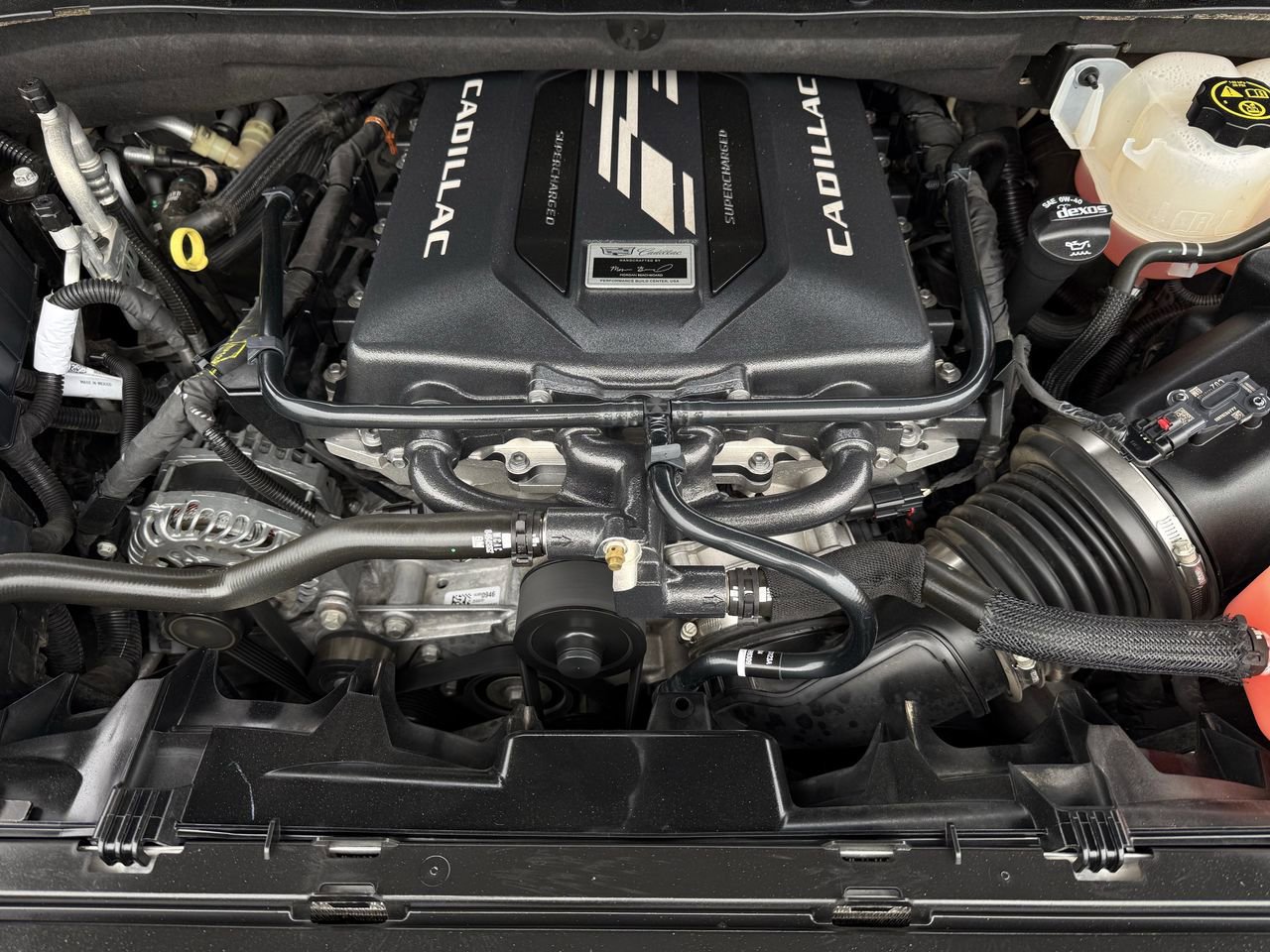 Used 2023 Cadillac Escalade ESV V w/ LPO, ONYX Package image 27