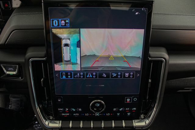 New 2026 GMC Yukon XL Denali w/ Denali Reserve Package AWD/4WD image 27
