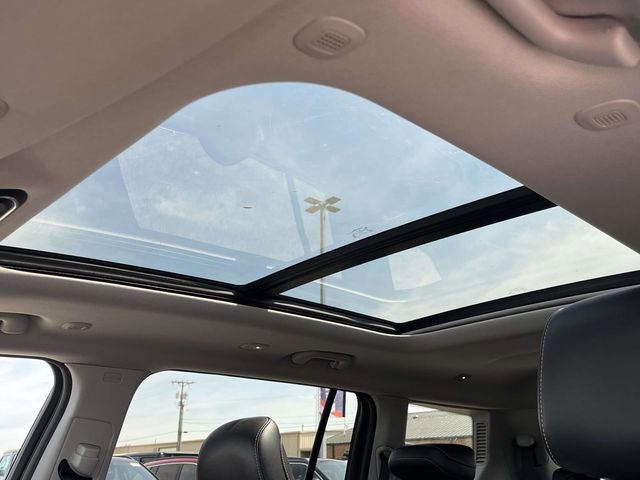 Used 2022 Jeep Grand Cherokee L Limited image 14